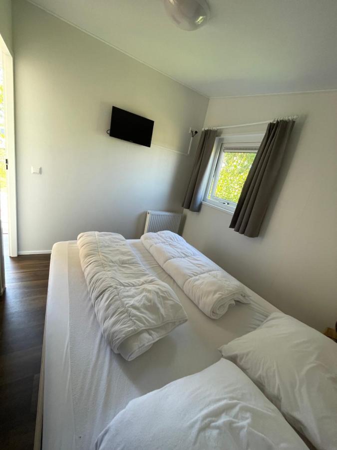 Camping De Duinhoeve Chalet Zeeland Not For Companies Burgh-Haamstede Exterior foto